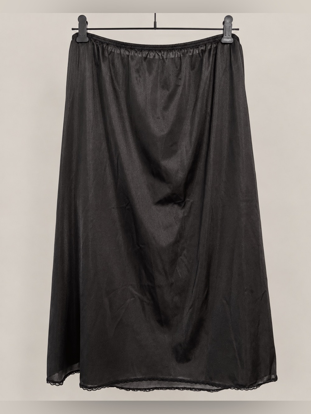 Vassarette Vintage Long Nylon Black Half Slip 28" Elasticized Waist EUC XL #2780